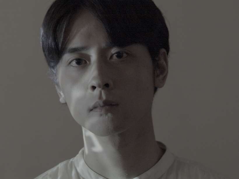 『籠城』より